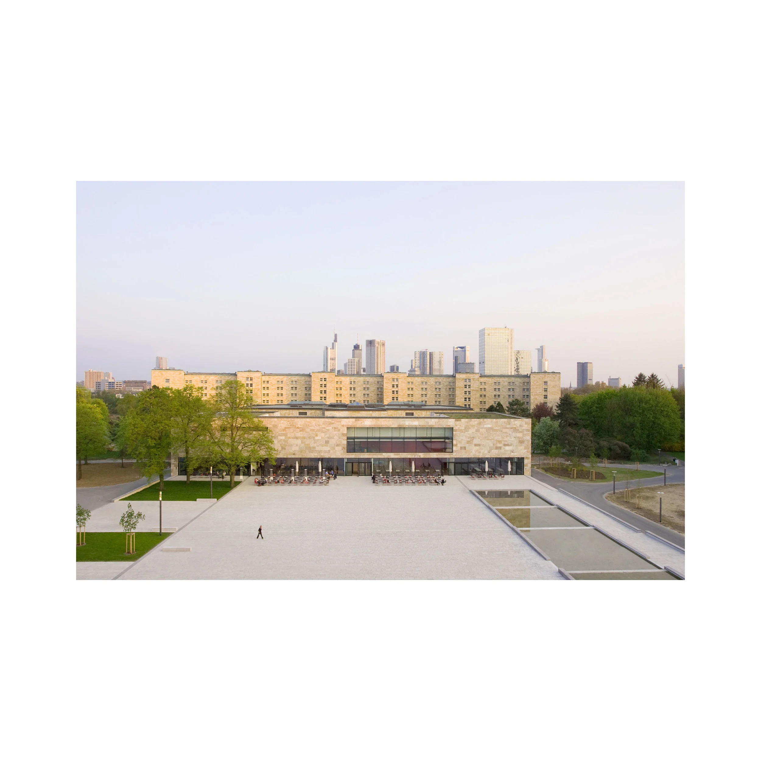aussen_skyline2_web.jpg