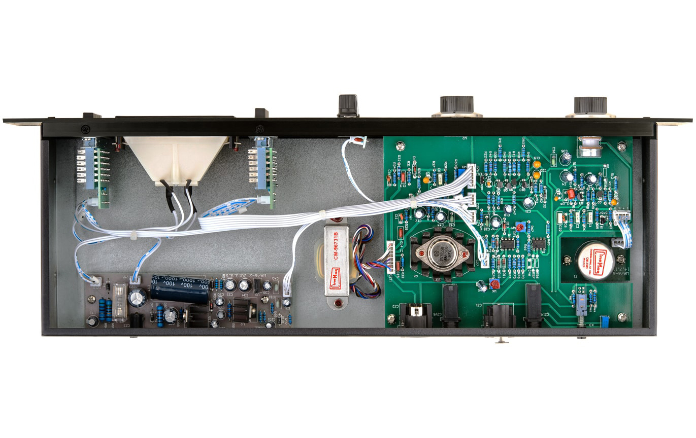 WARM_WA76-inside-min.jpg