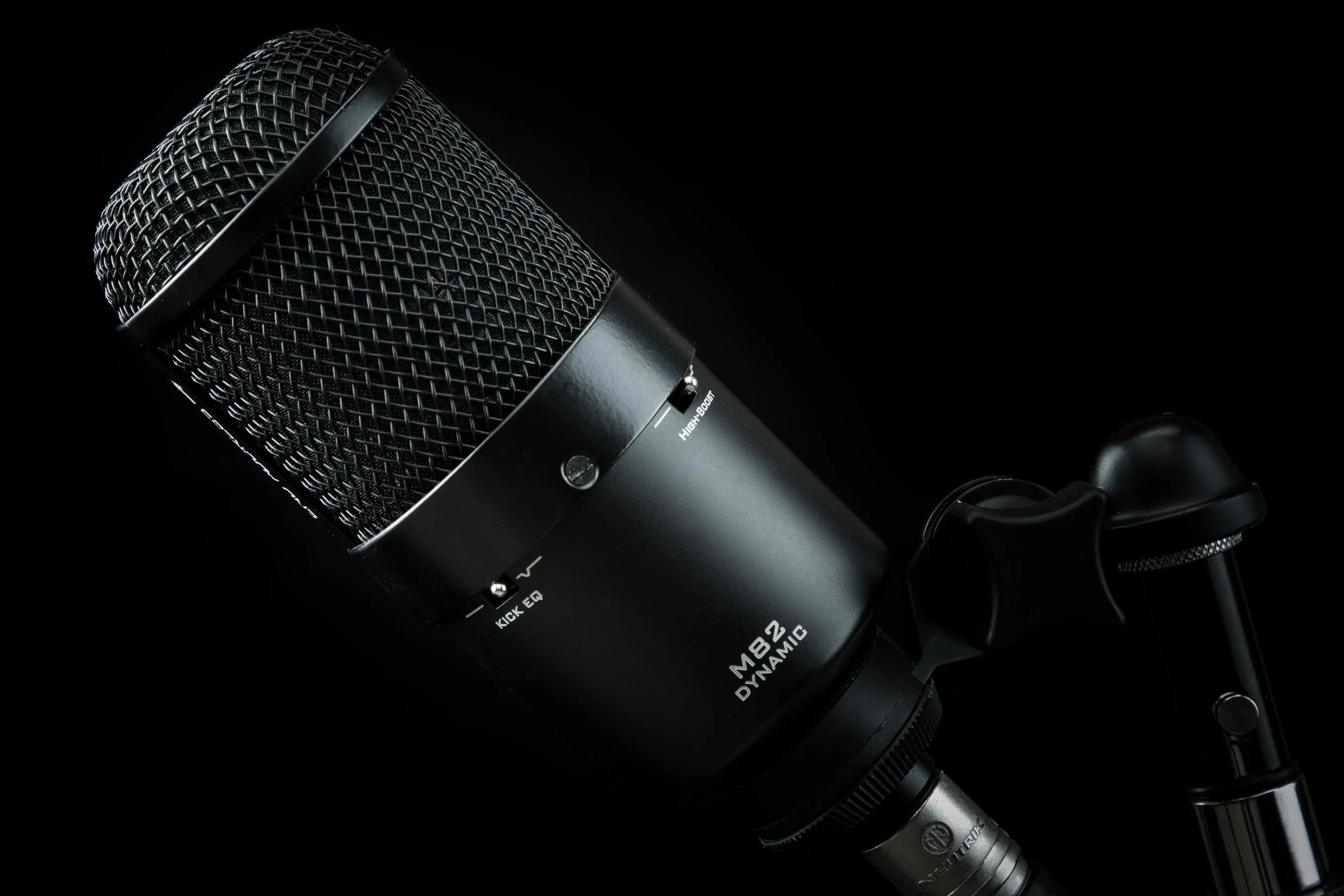 Telefunken_M82_Mic_Back.jpg