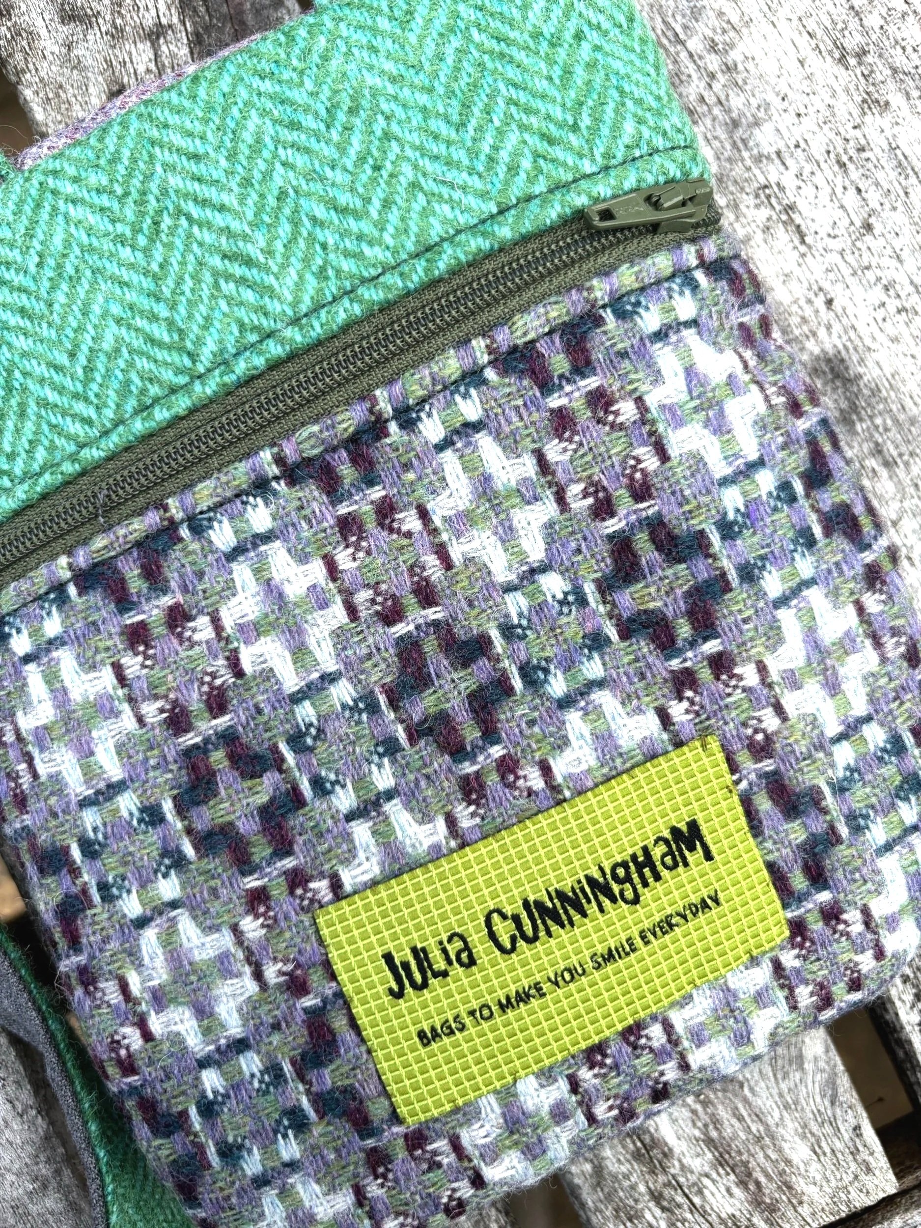 detailed image of back of cross body phone bag