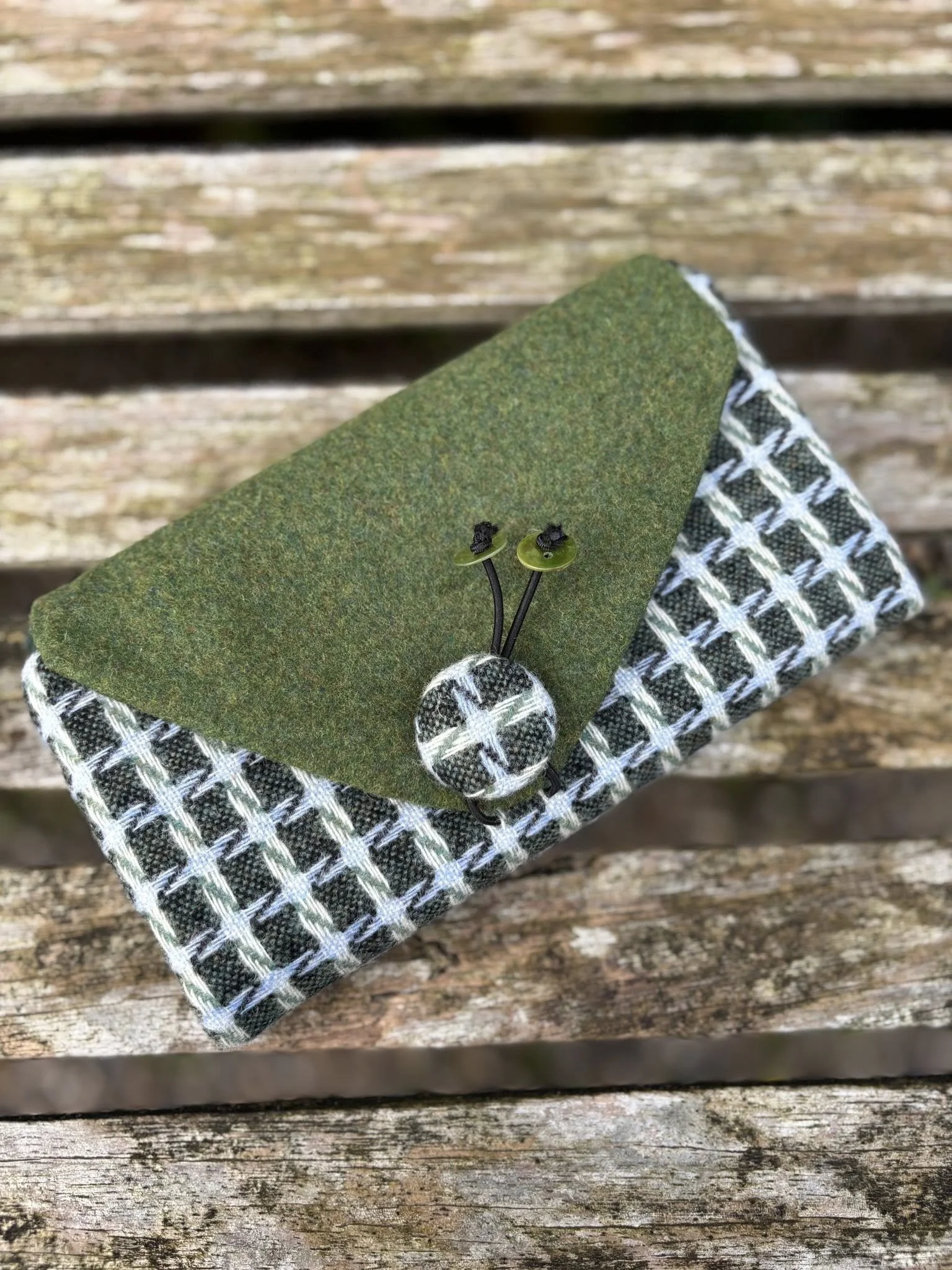 Handmade Green Tweed Scottish Clutch bag and Large Purse