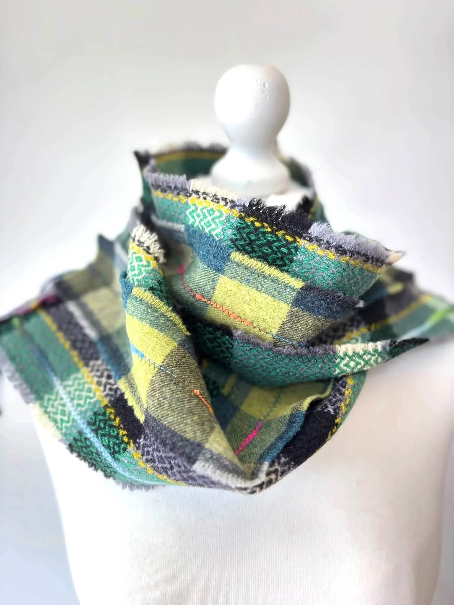 handmade green wool scarf 114 cm short length