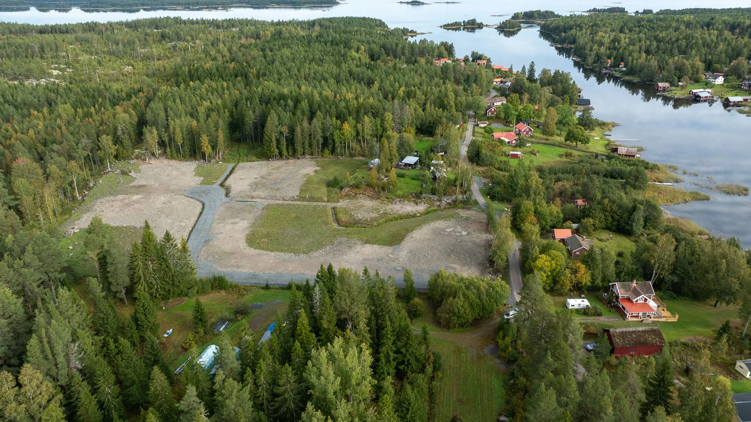 Åtta tomter Eskösundet