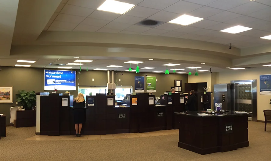 Zions Bank - Meridian, ID Int.-1a.jpg