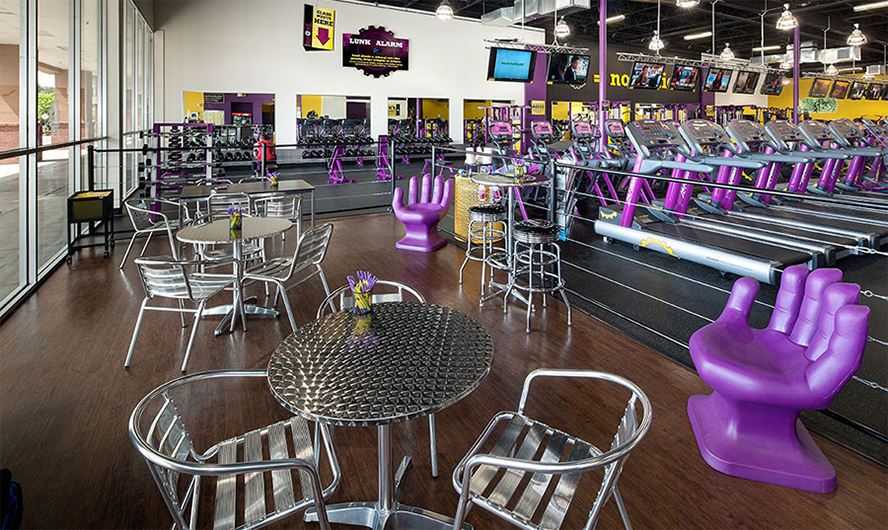 Planet Fitness Overland Rd. Int.-4.png