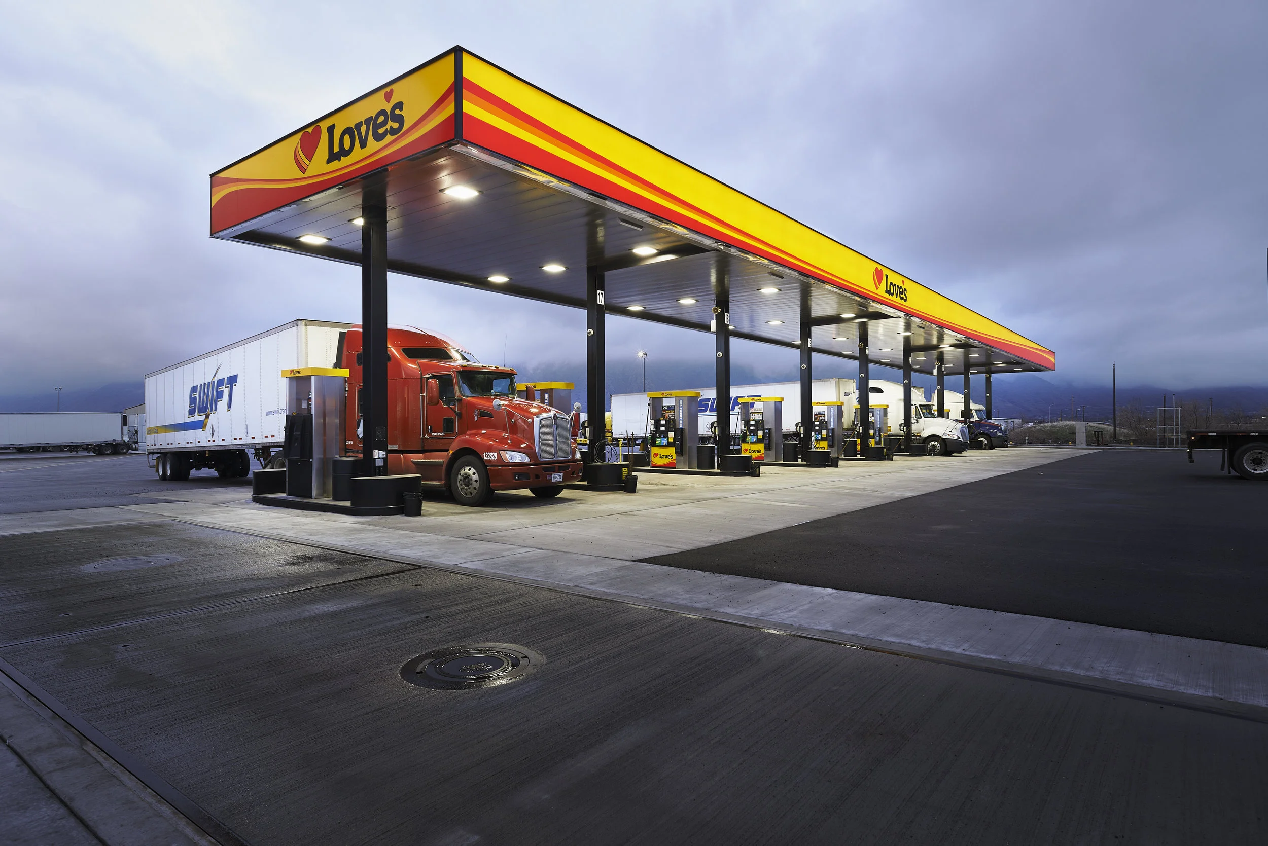 Love's Travel Center - Springville, UT Ext.-5.jpg