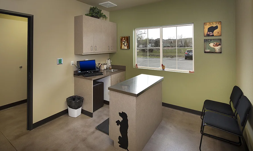 Hendricks Vet Hospital - Boise, ID Int.-10.jpg
