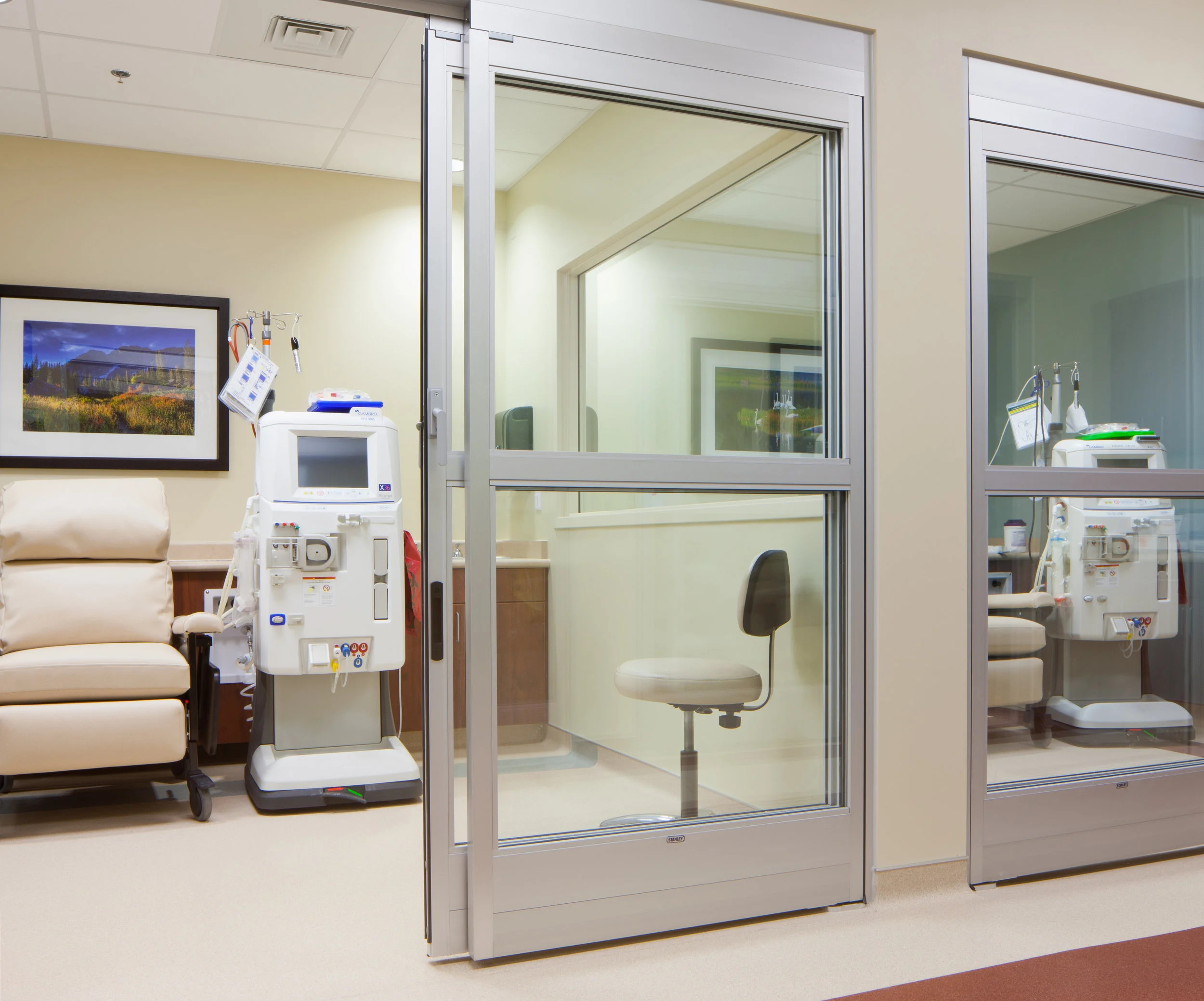 IMC Dialysis Center Int.-5a.jpg
