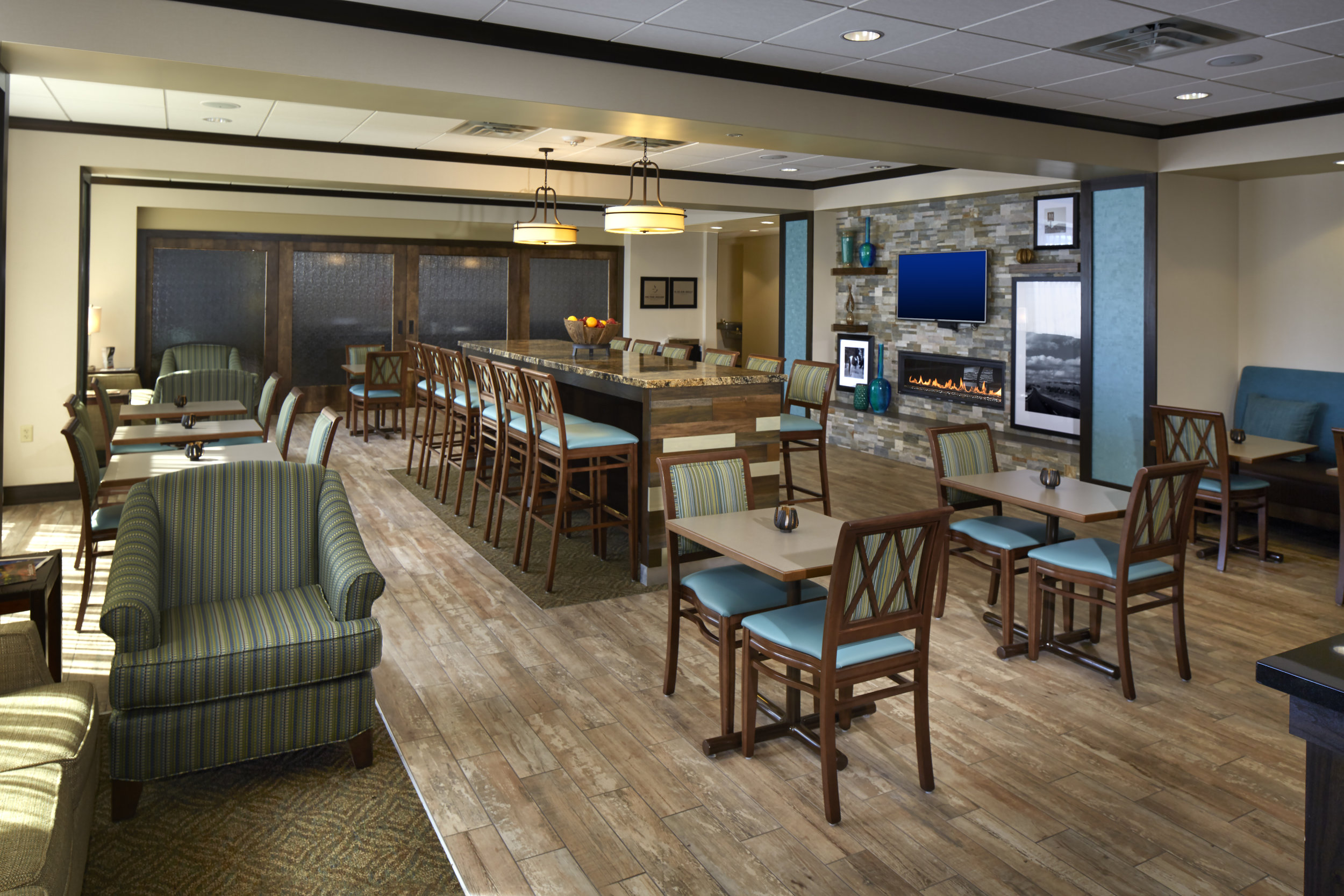 Hampton Inn - Elko, NV Int.-10.jpg