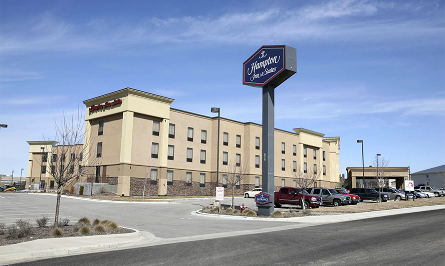Hampton Inn - Meridian, ID Ext.-2.png