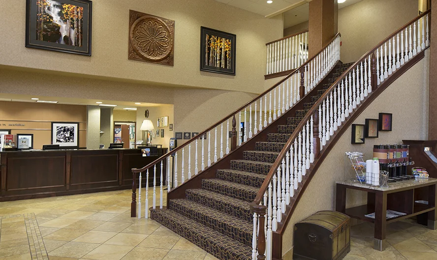 Hampton Inn - Meridian, ID Int.-2.jpg