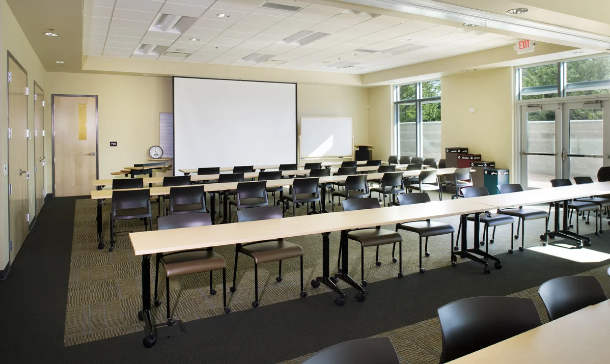 AGC Building - Boise, ID Int.-6.jpg