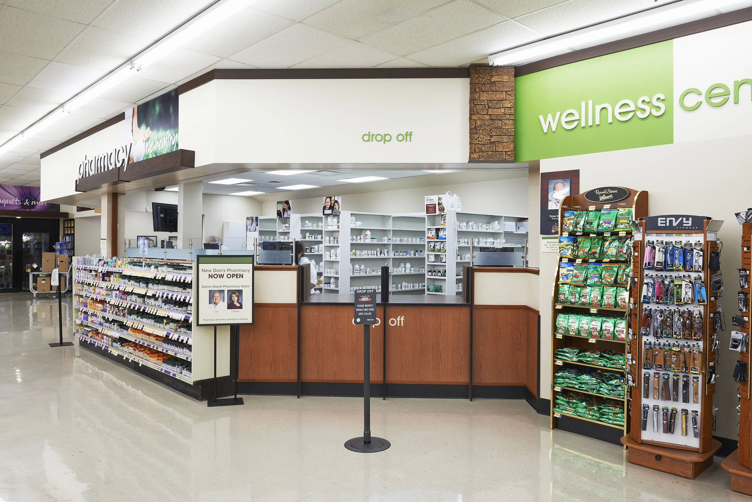 Dan's Fresh Market Int.-12.jpg