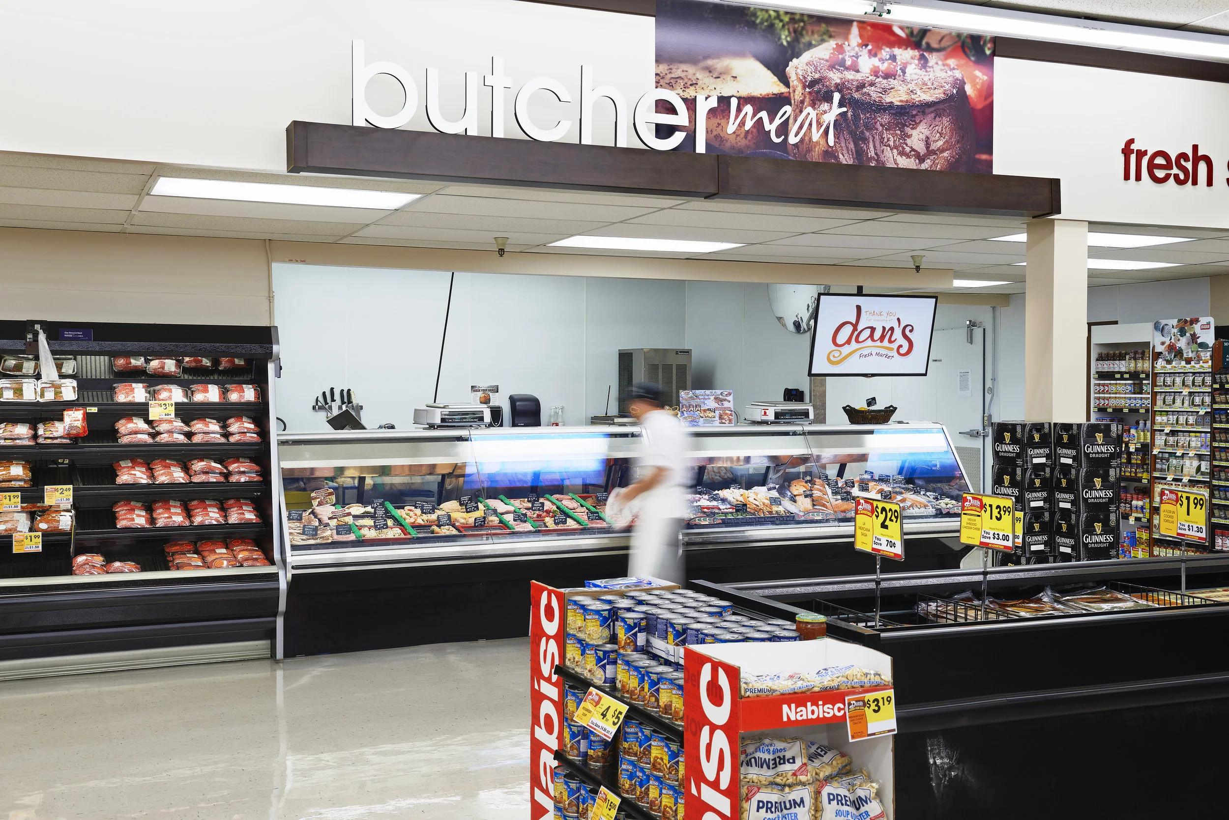 Dan's Fresh Market Int.-6.jpg