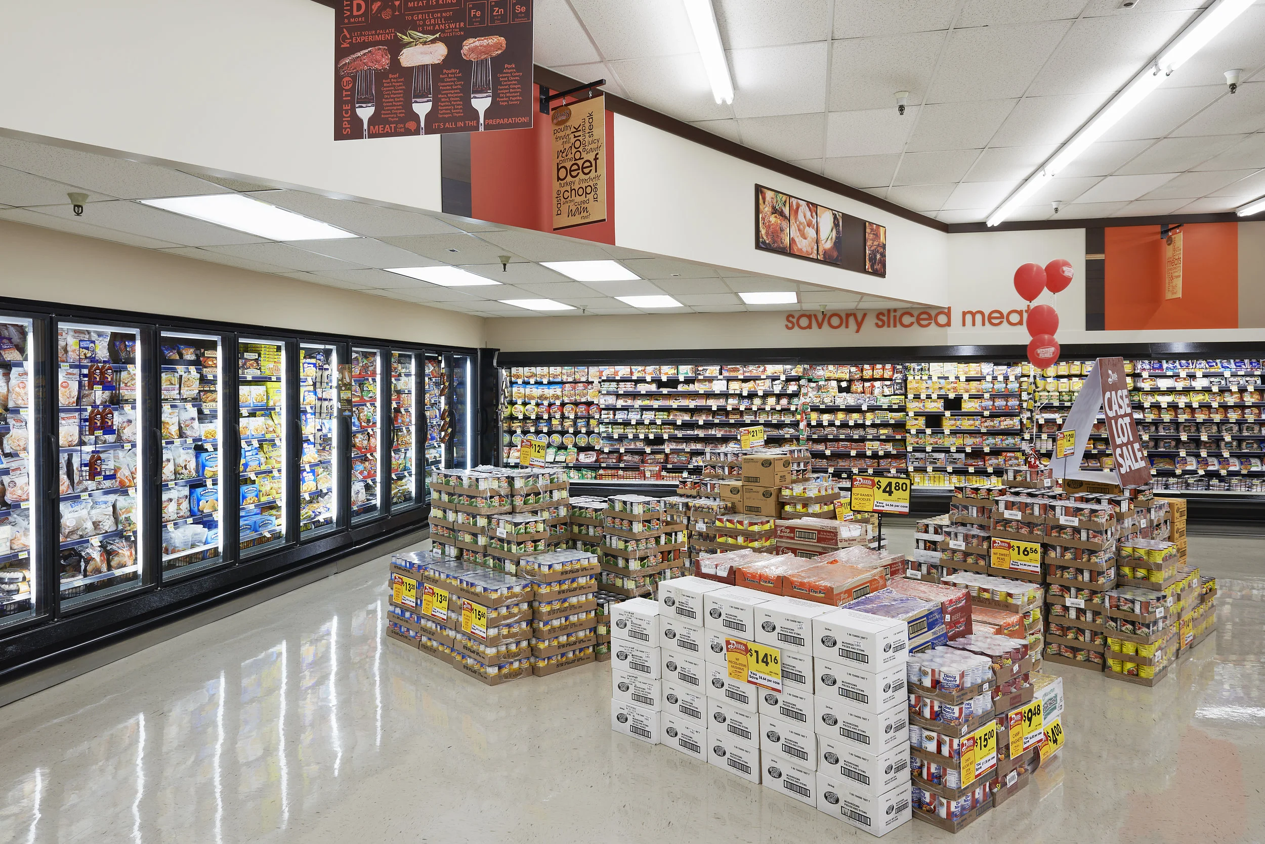 Dan's Fresh Market Int.-7.jpg