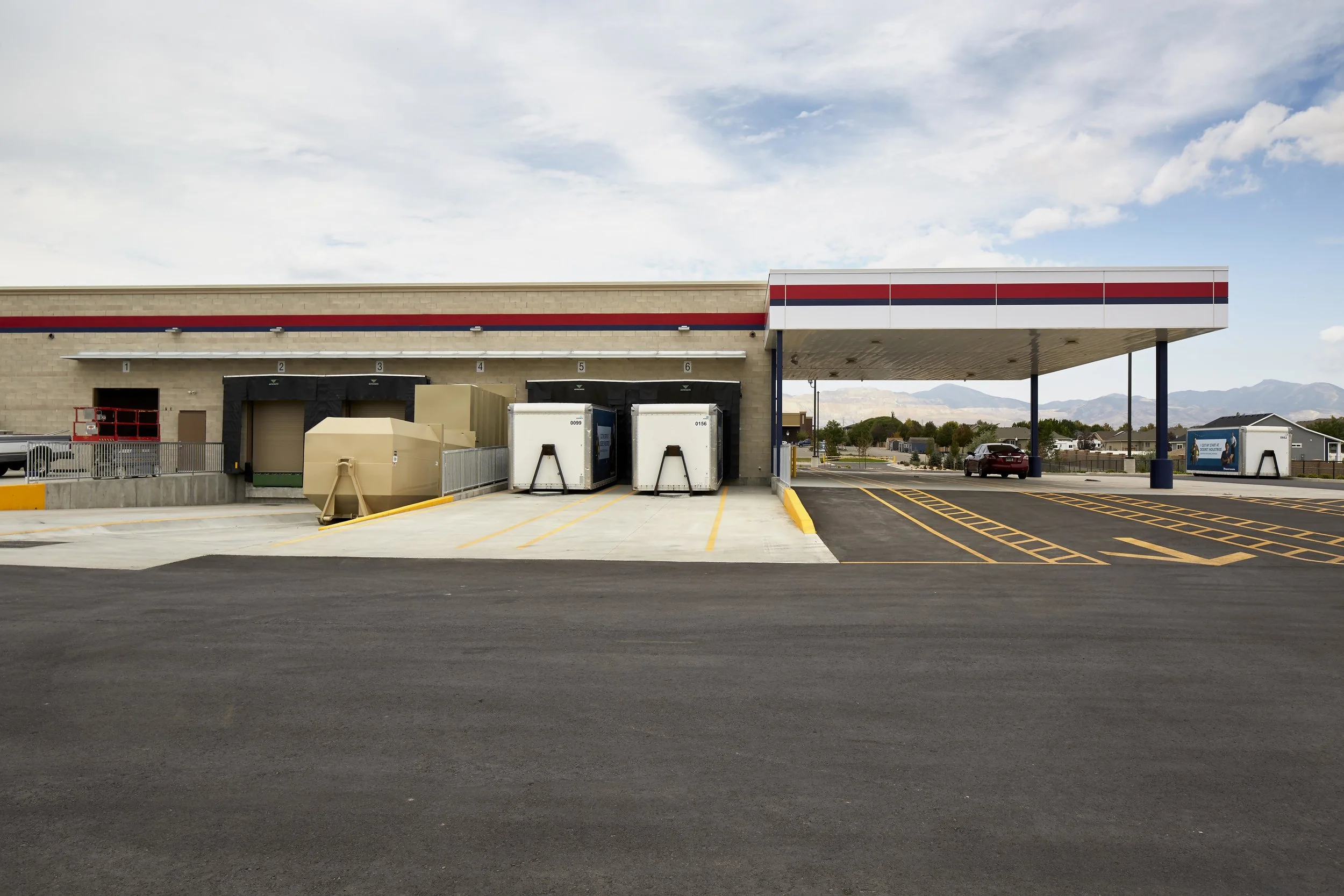 Deseret Industries - Ext.- 12.jpg