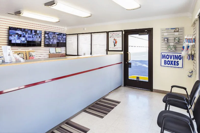 TownCentre Self Storage - Brentwood, CA - Int.1.jpg