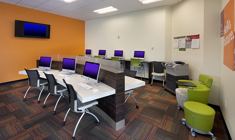 University of Phoenix - Int.-4.png