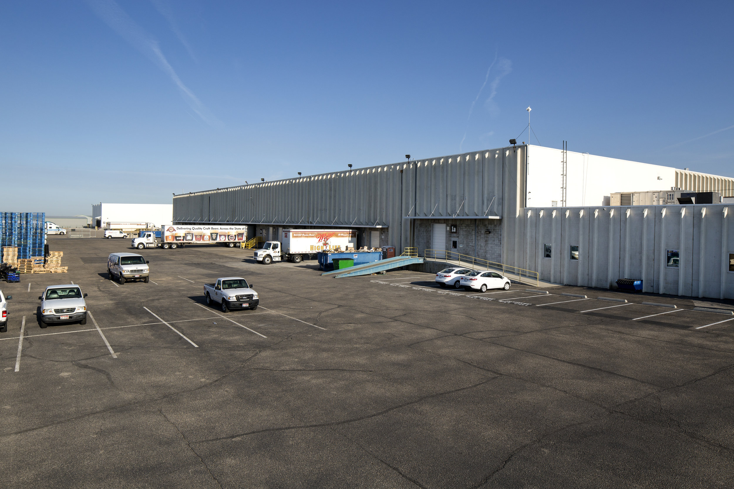 CSB - Idaho Distributing Ext.-10.jpg