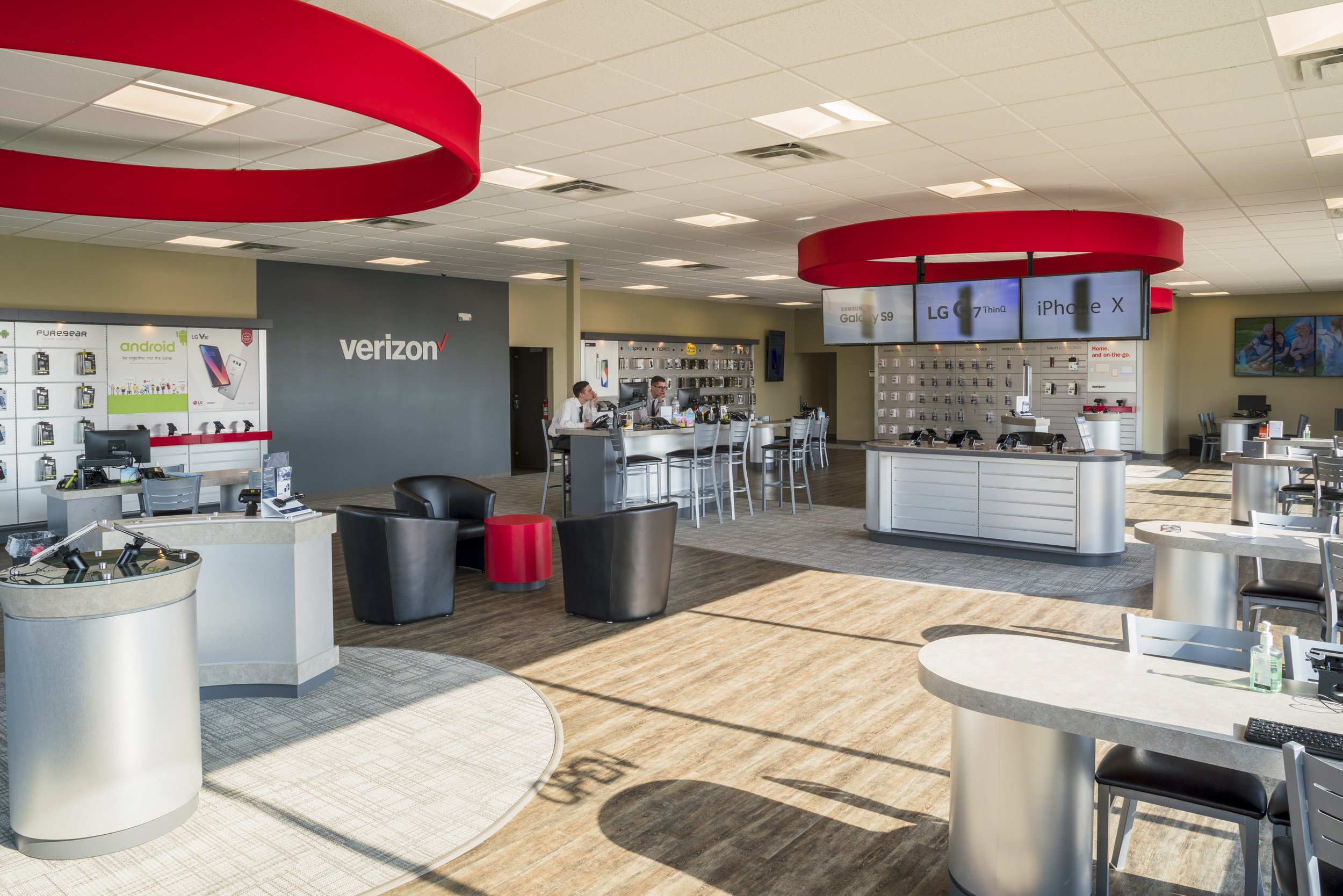 Verizon - Syracuse, UT - Int.-1.jpg