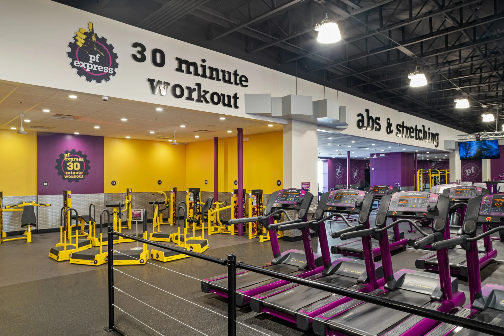 Planet Fitness - Idaho Falls, ID - Int.-6.jpg