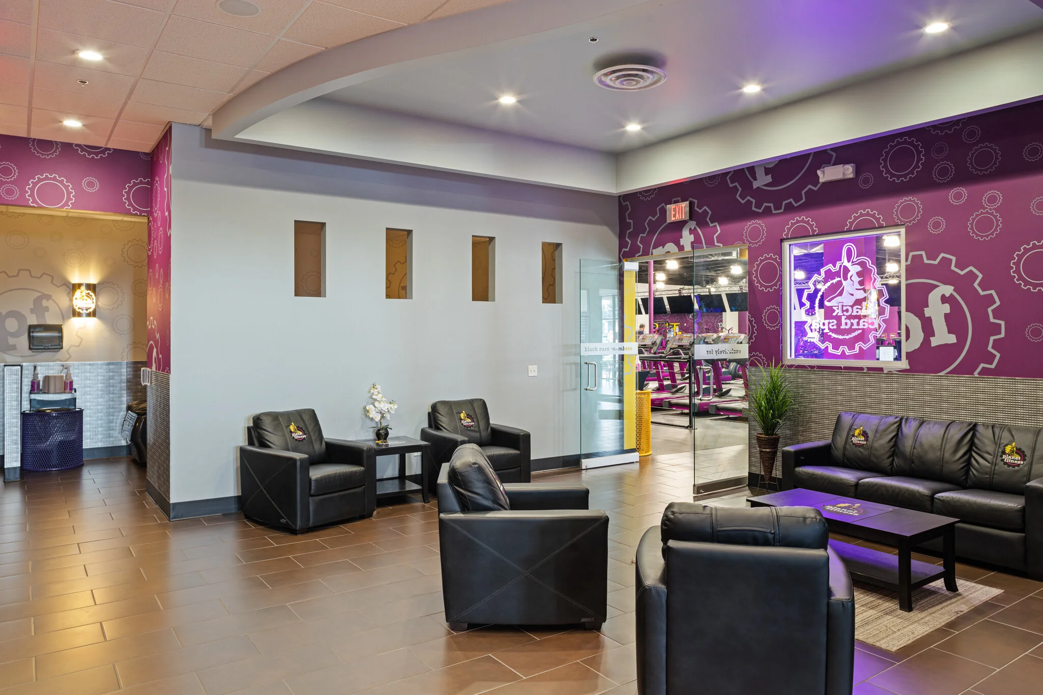 Planet Fitness - Idaho Falls, ID - Int.-9.jpg