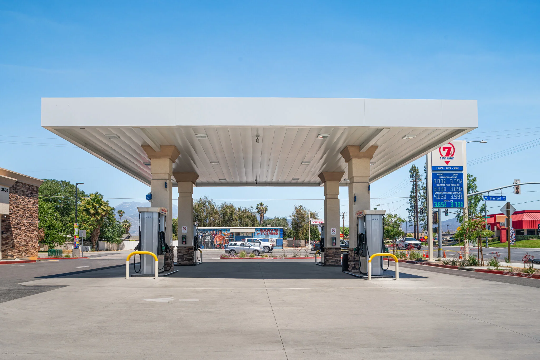 Hemet C-Store & Gas Station - Hemet, CA - Ext.-4.jpg