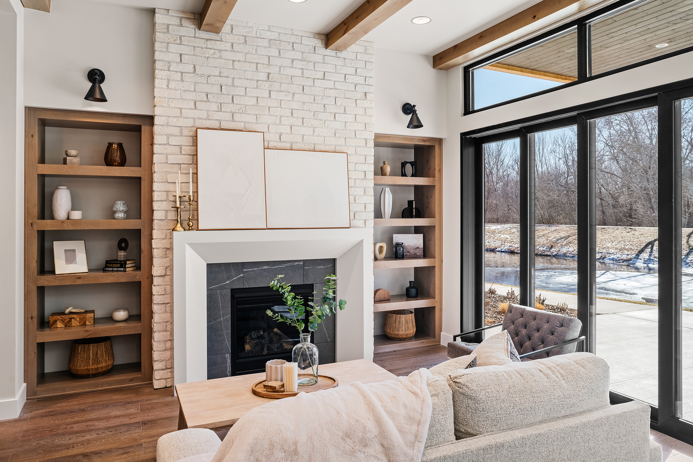 Highland Homes - Eagle, ID Int.-38.png