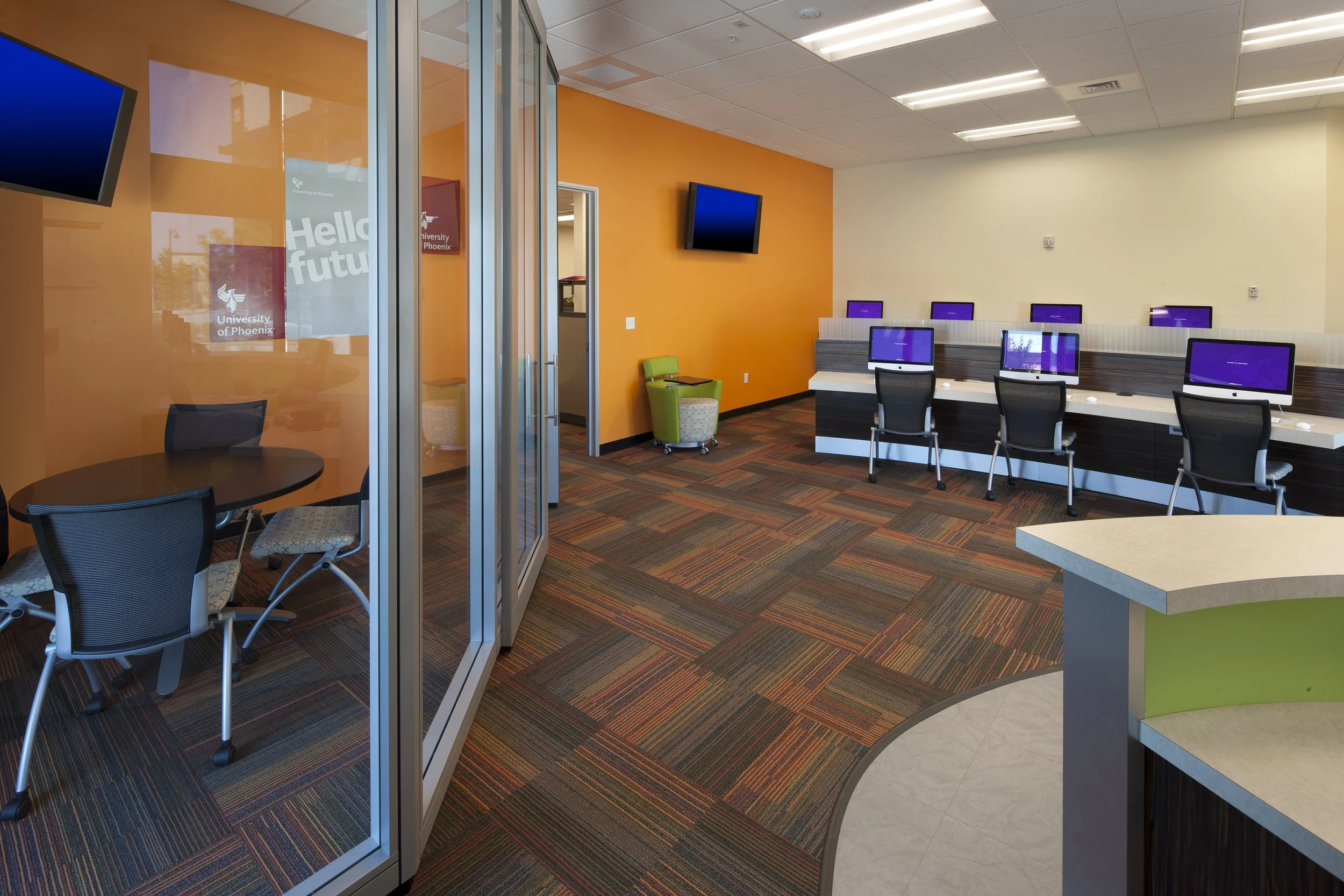 University of Phoenix - Int.-3.jpg