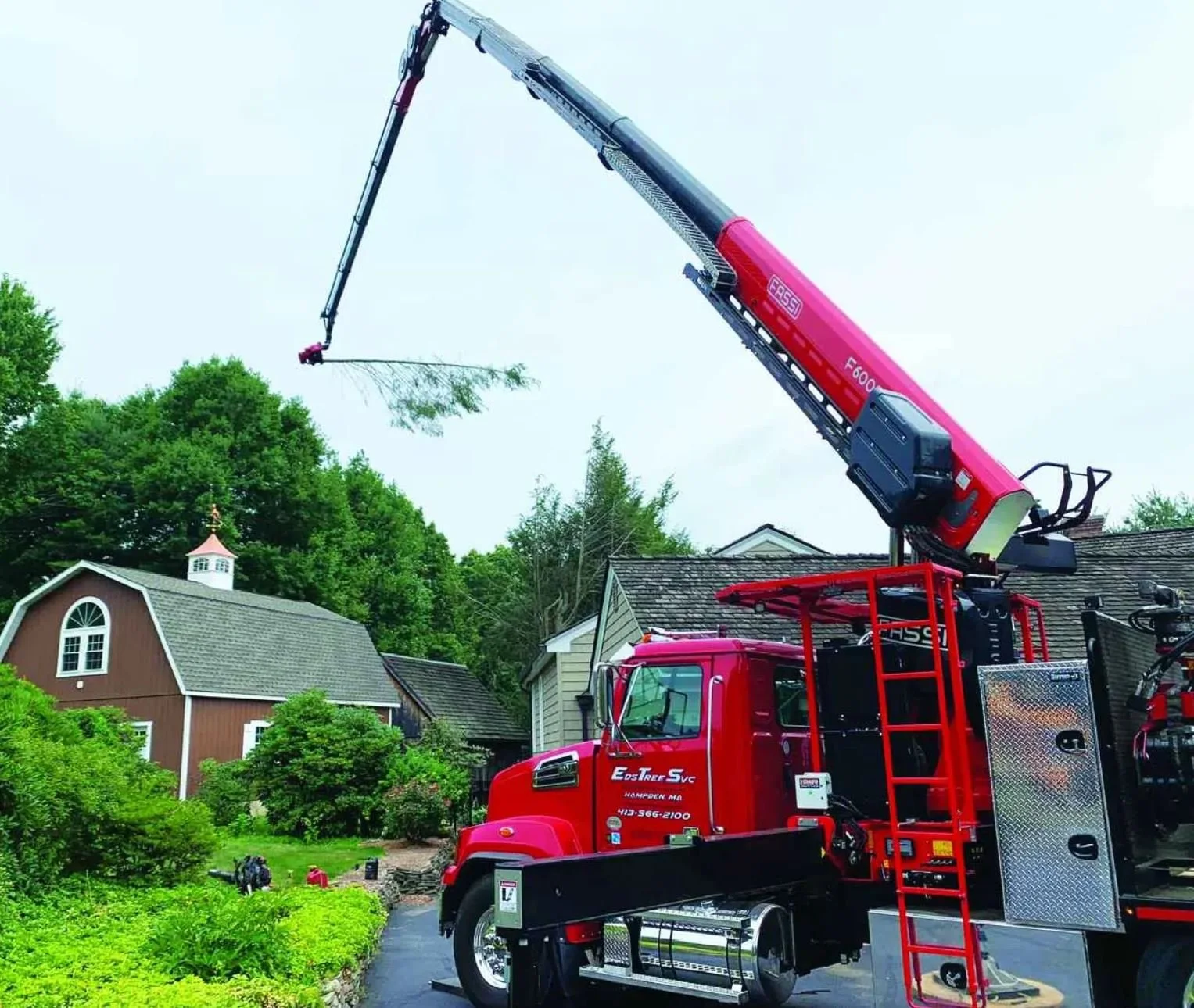 The Evolution of the Grapplesaw Crane