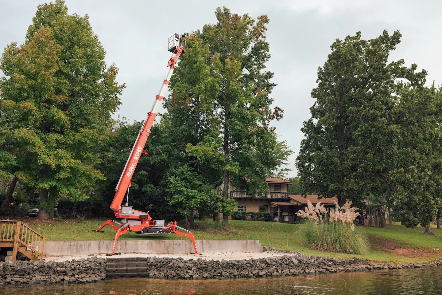Are Backyard Aerials Right for Your Fleet?