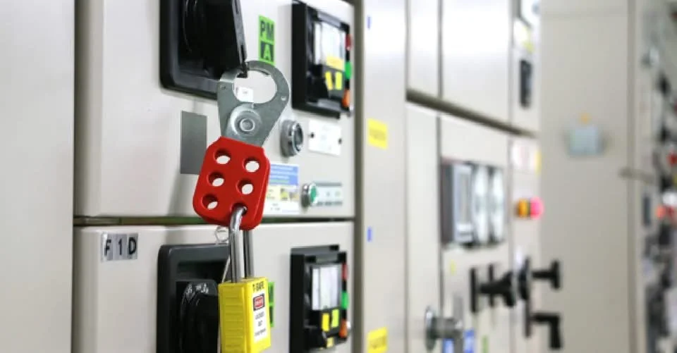 Electrical Safety in the Workplace: Your Complete Guide