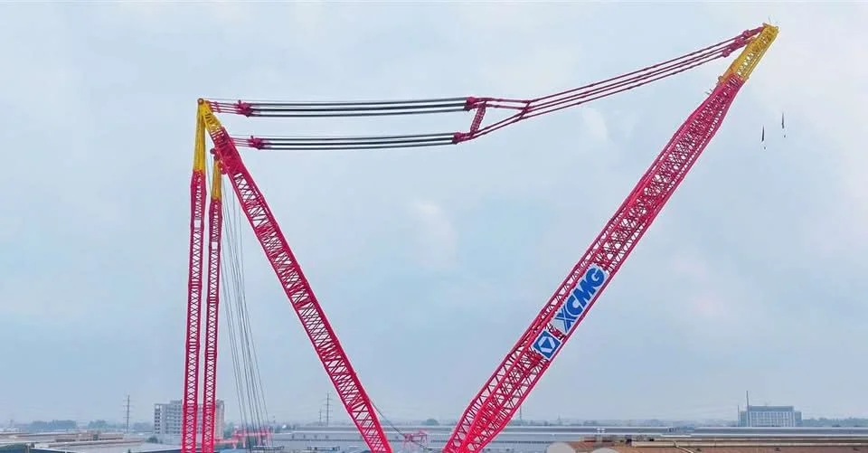 XCMG completes first half of 14,000 tonne crane