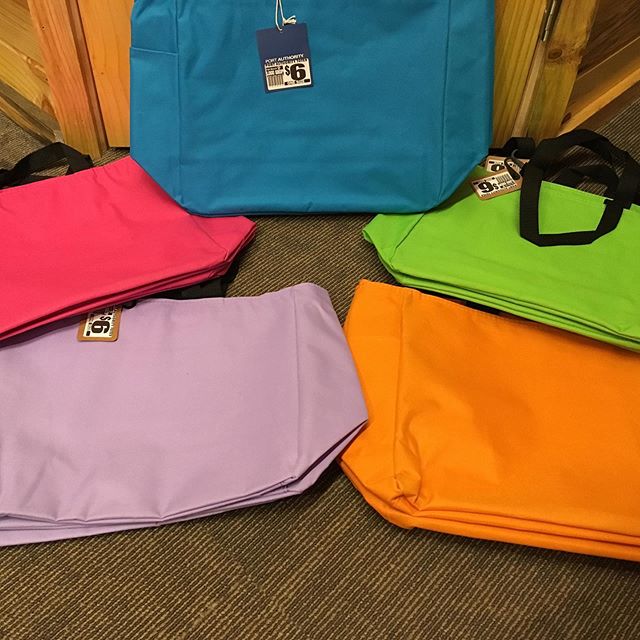 Stop and check out our fun in the sun summer totes!! Fun color to choose from and a blank canvas to make it your own😁 #makeityours #sunshine #summertimecolors