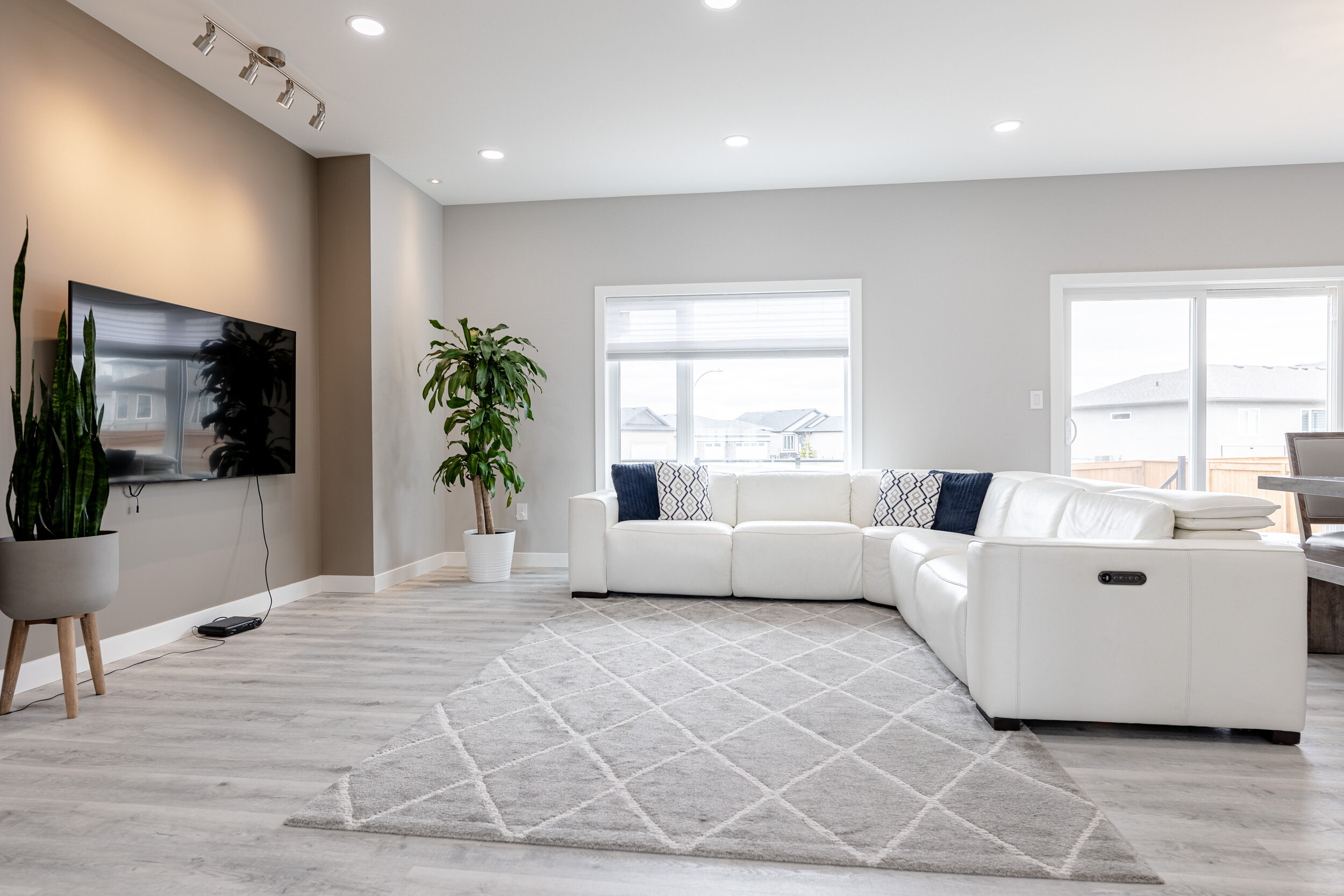 26 Lillies Ln (26).jpg