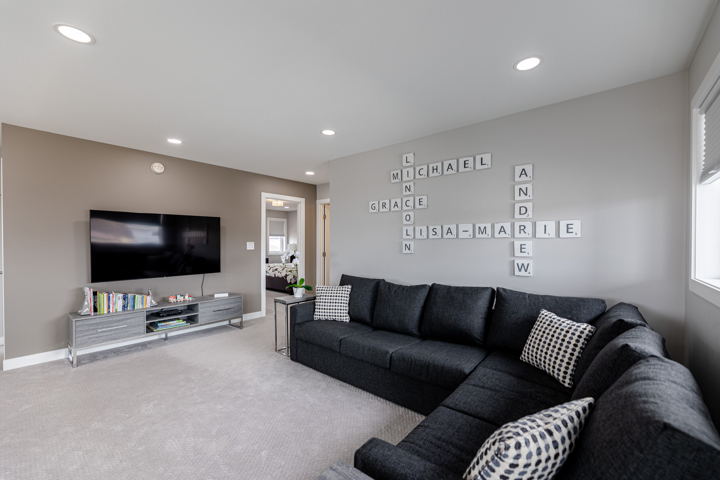 26 Lillies Ln (14).jpg