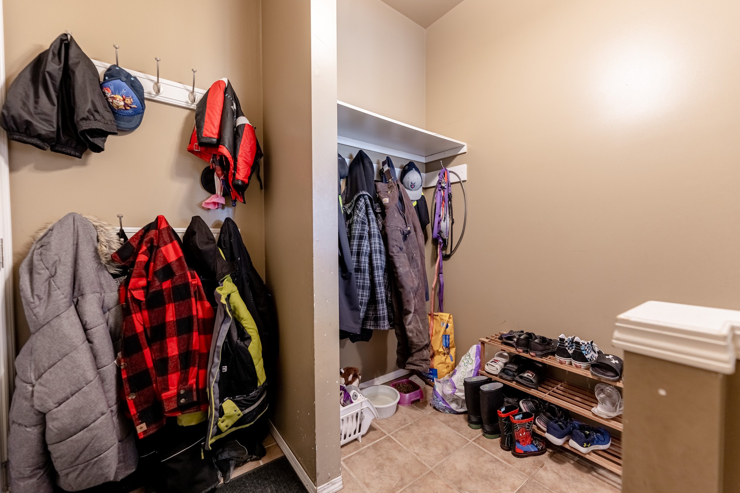 242 Johnson Way (20).jpg