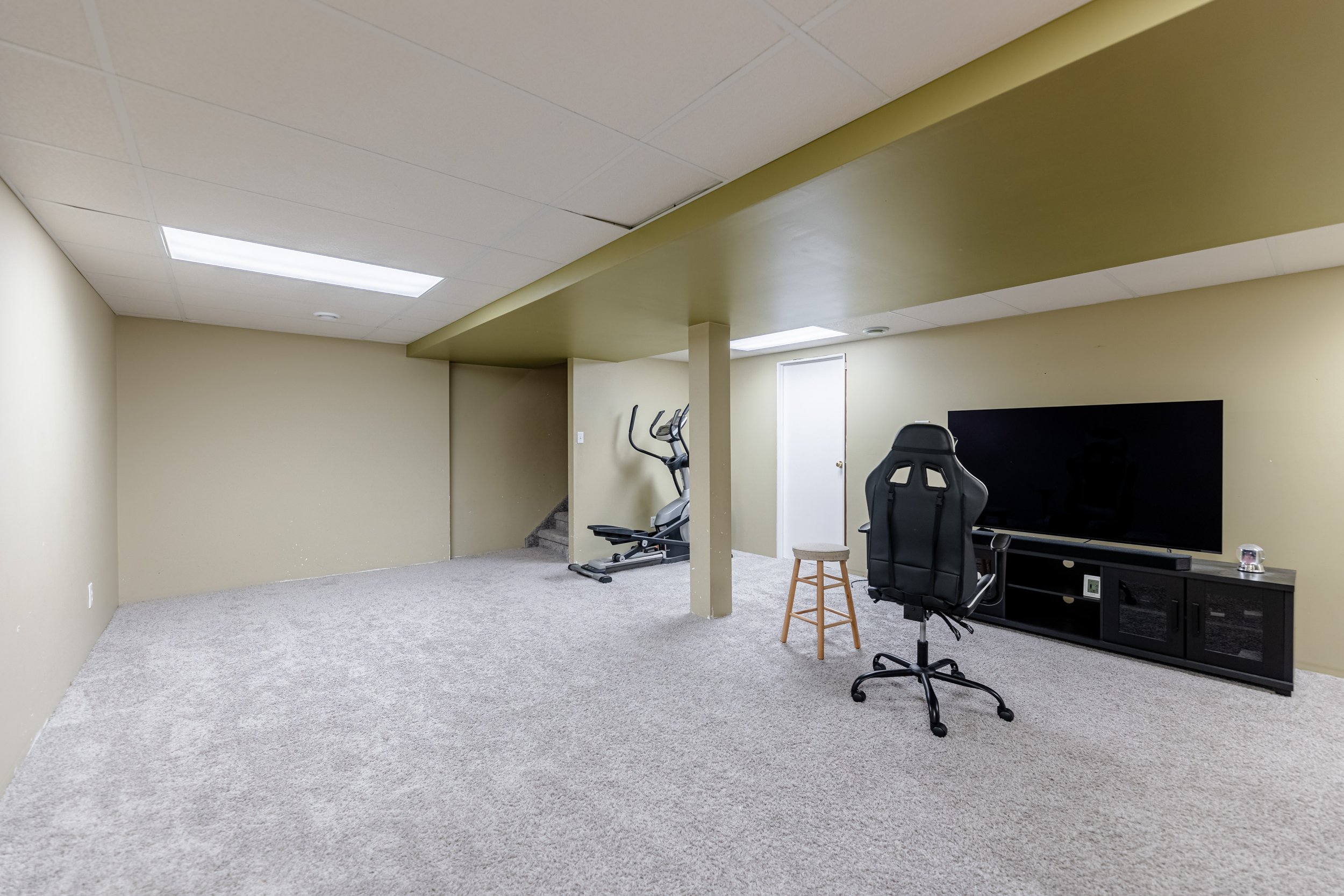 242 Johnson Way (27).jpg