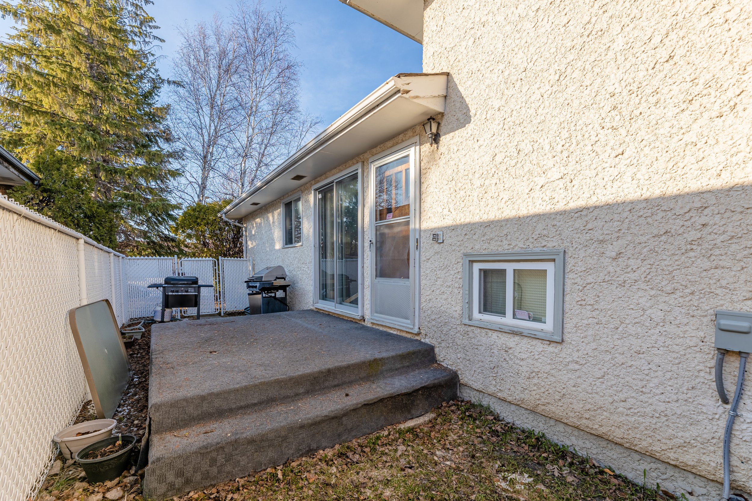 92 Massena Cres (28).jpg