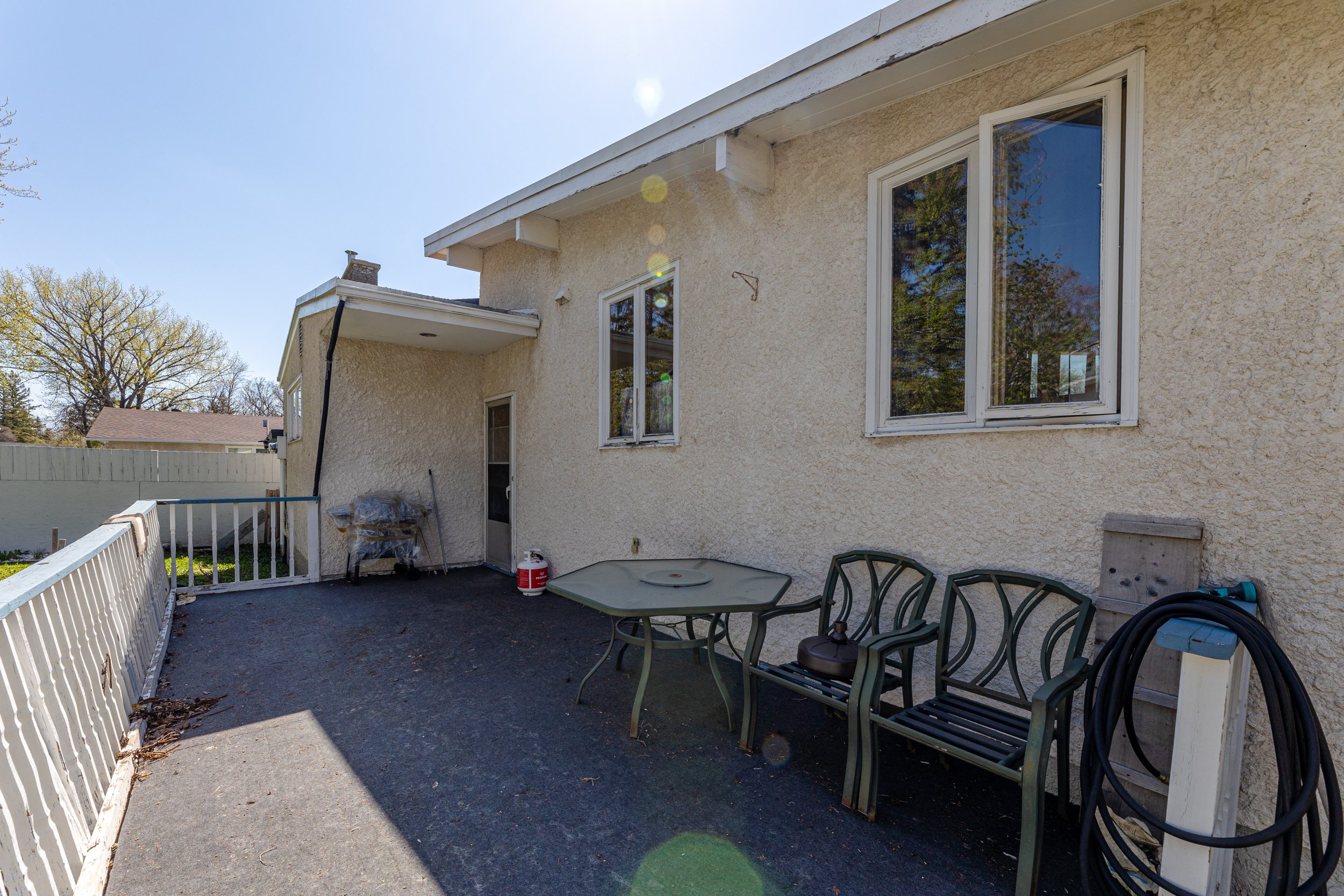 4225 Roblin Blvd (30).jpg