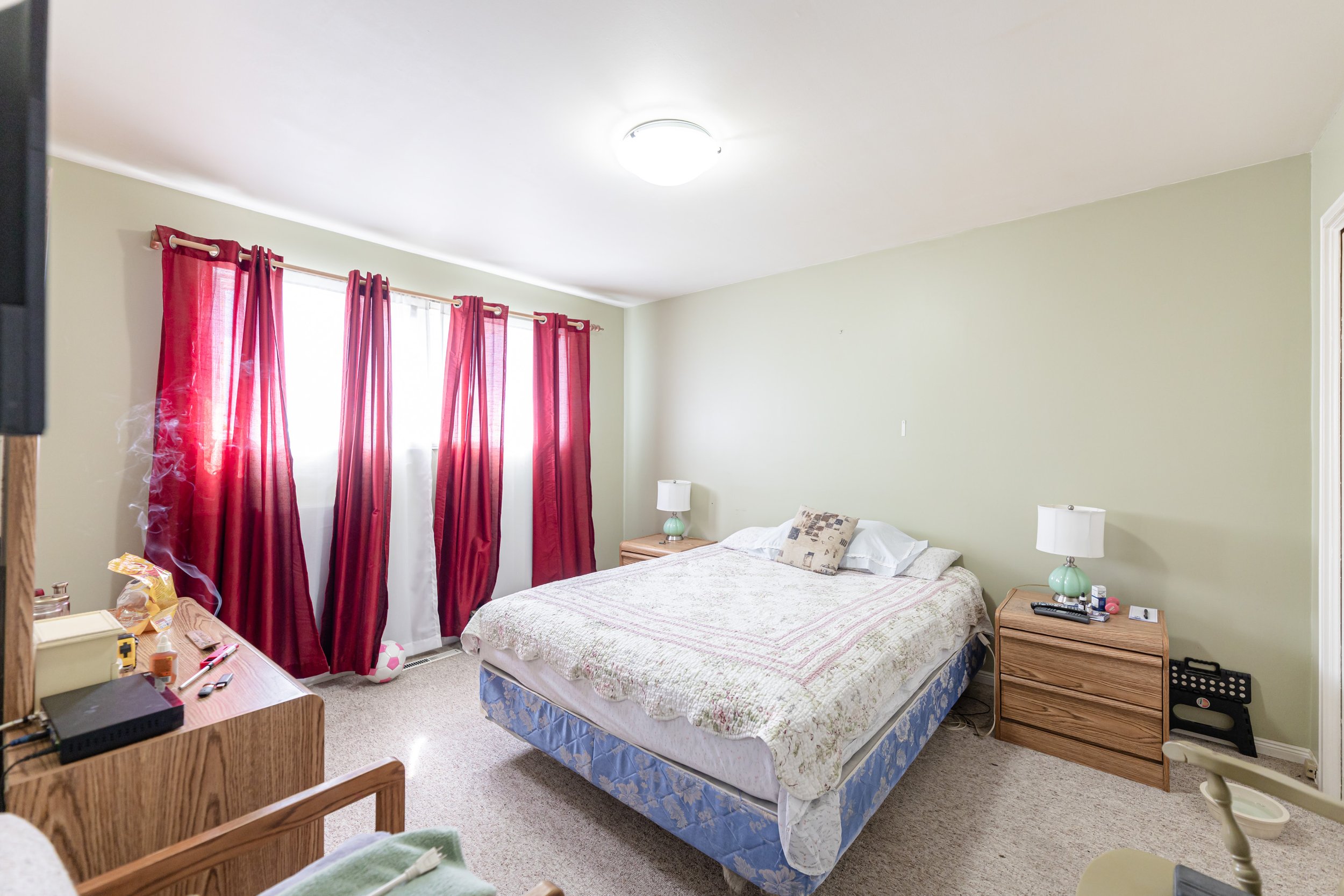 4225 Roblin Blvd (2).jpg
