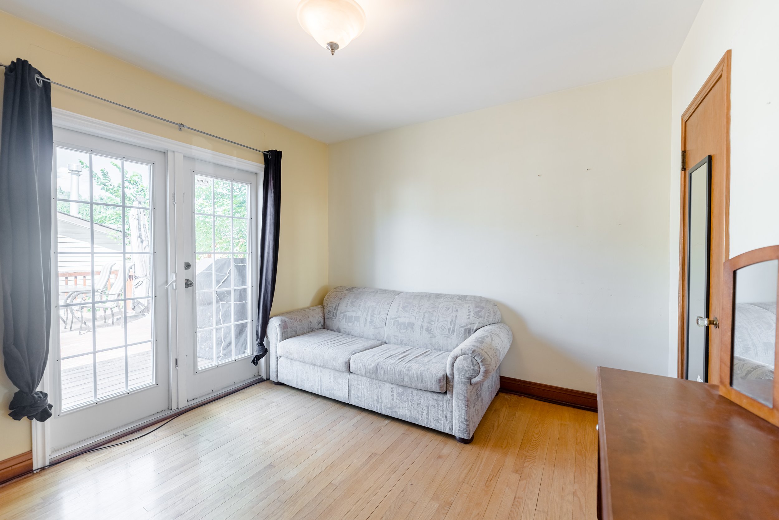 353 Bronx Ave (1).jpg