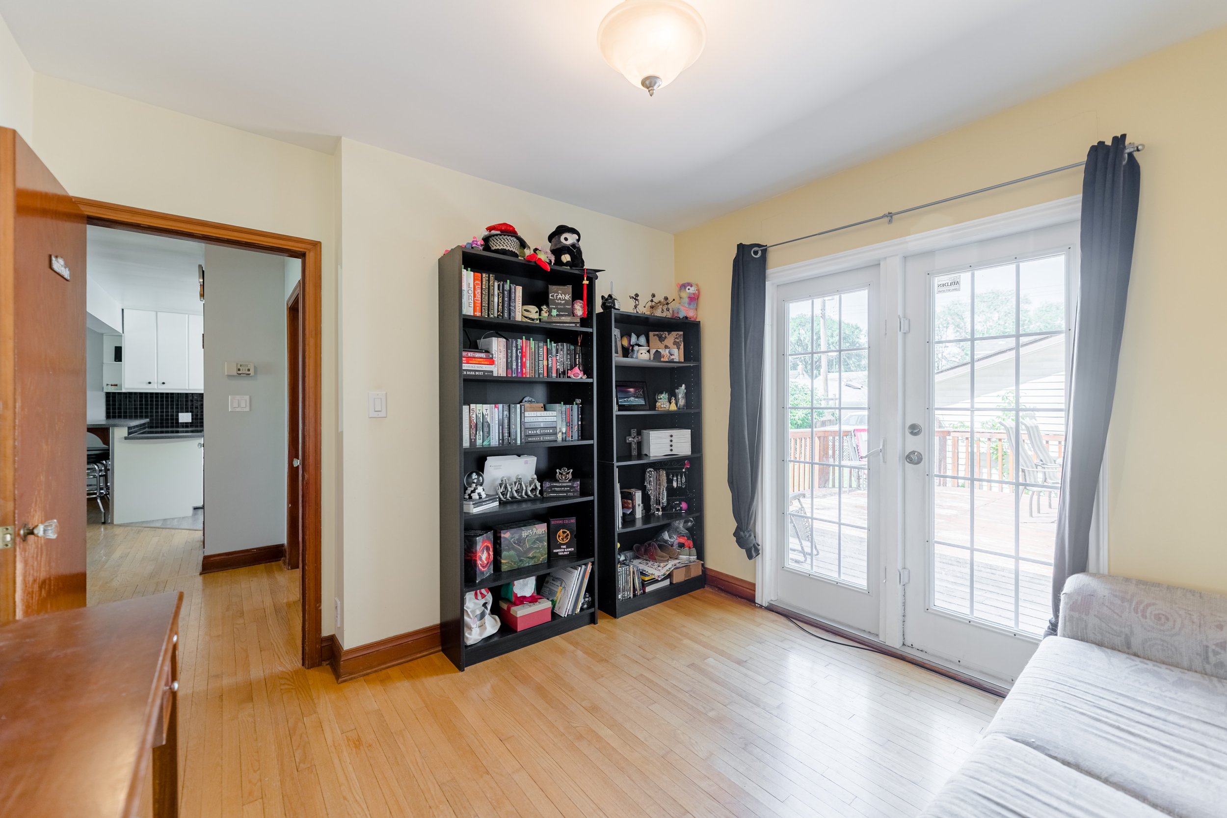 353 Bronx Ave (4).jpg