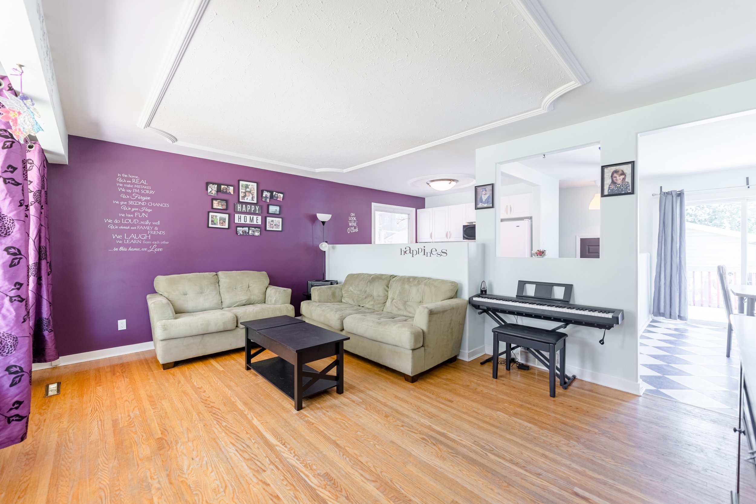 520 Collegiate St (18).jpg