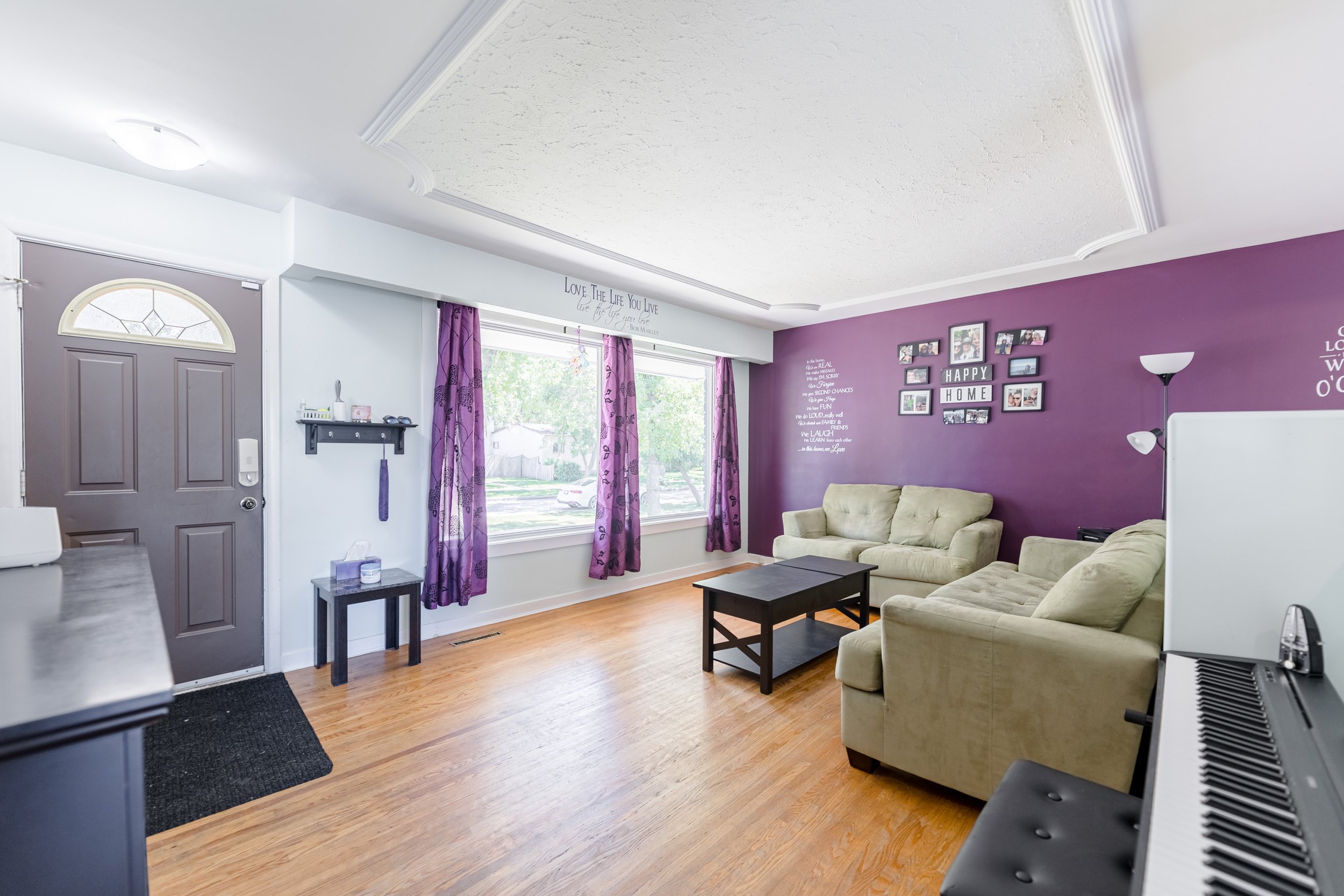 520 Collegiate St (17).jpg