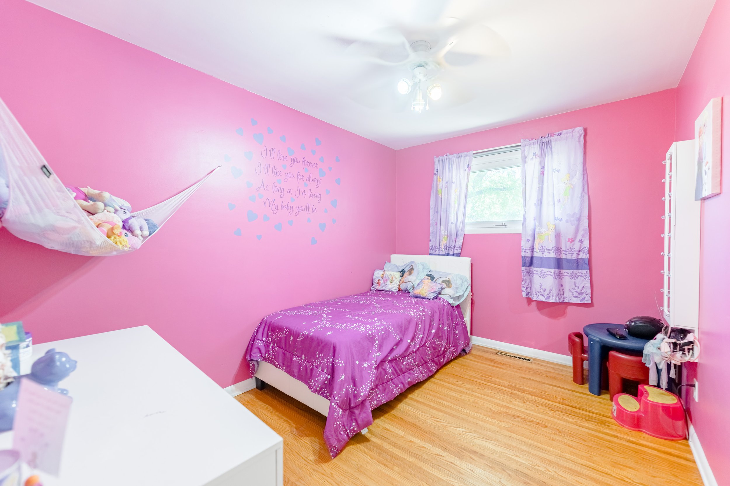 520 Collegiate St (13).jpg