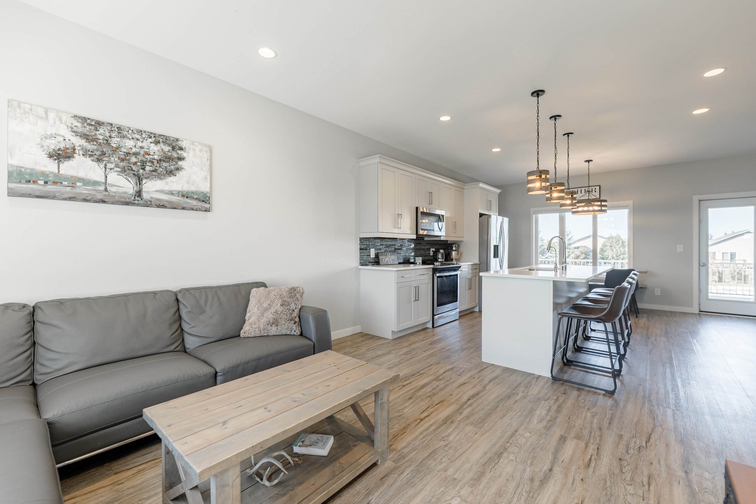104 Appleyard Ave (9).jpg