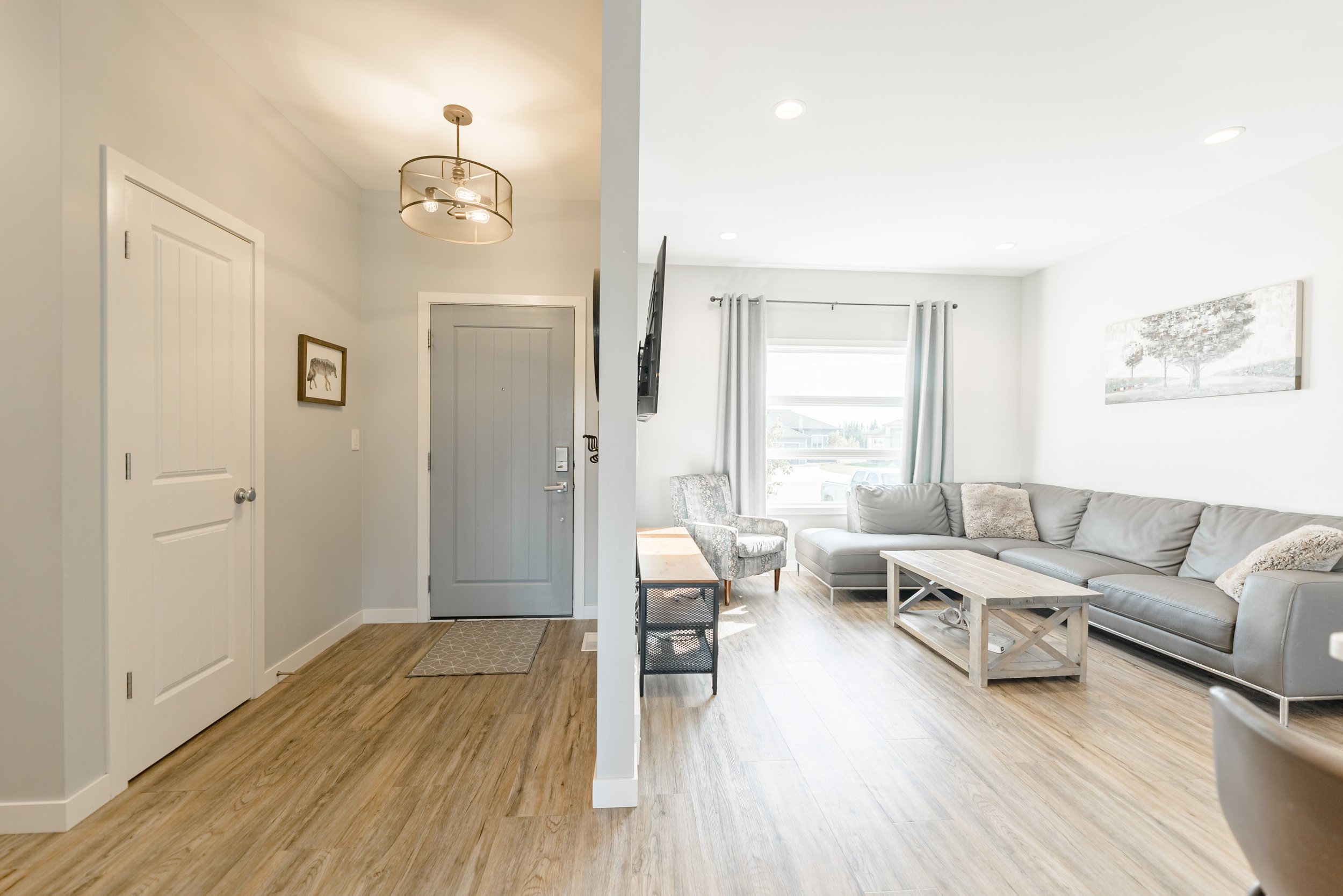 104 Appleyard Ave (18).jpg