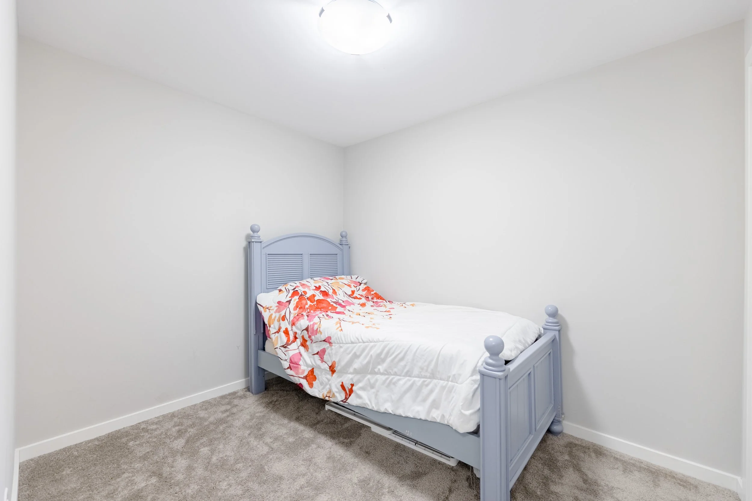 119 545 Dale Boulevard — Meagan McKilliop