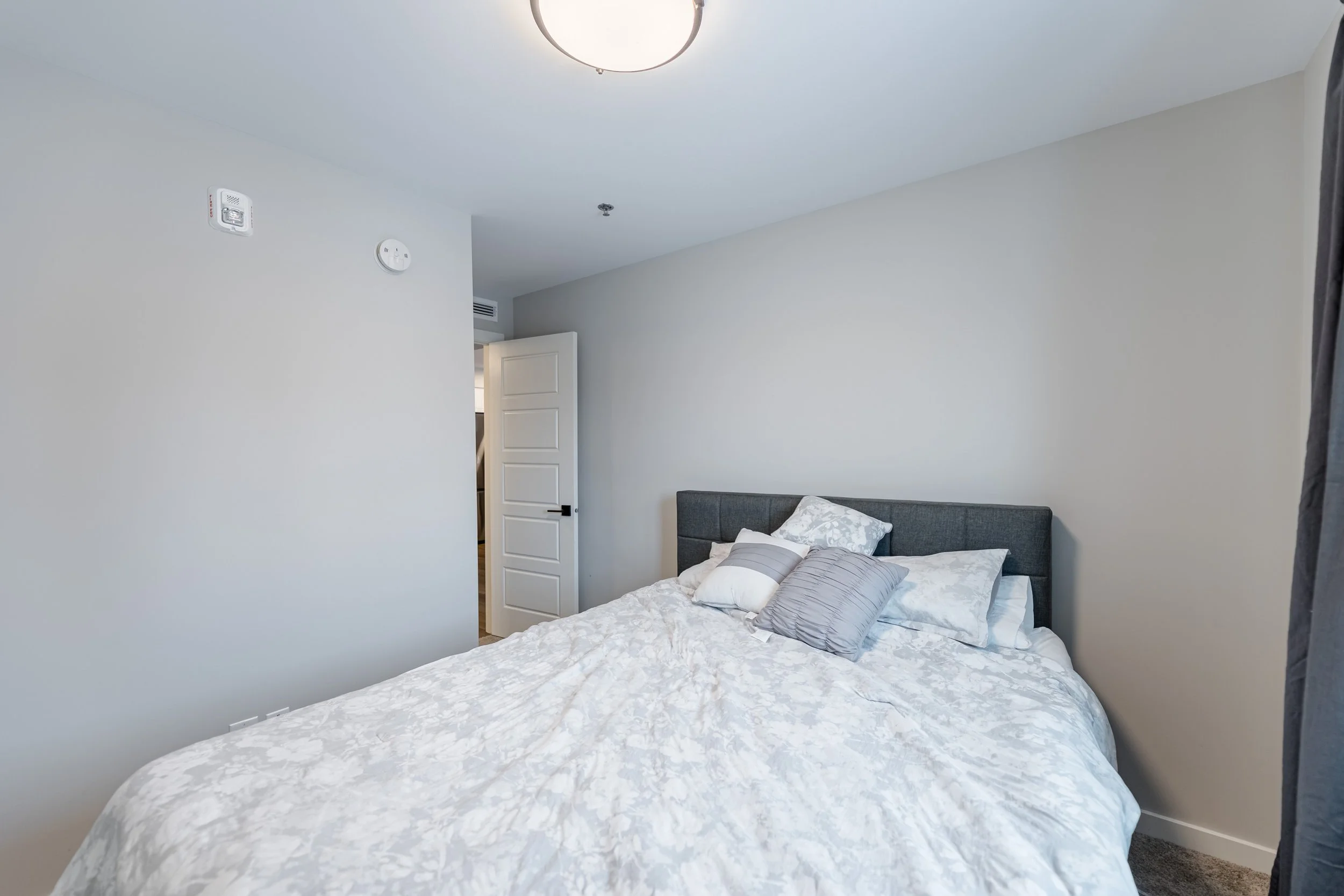 119 545 Dale Boulevard — Meagan McKilliop